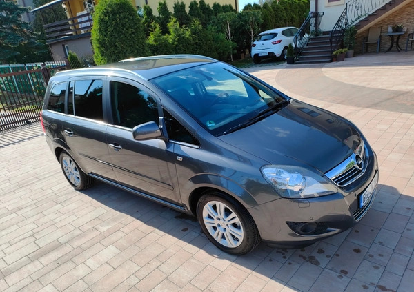 Opel Zafira cena 23900 przebieg: 180700, rok produkcji 2010 z Wrocław małe 277